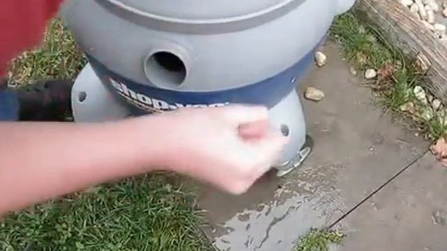Тест пылесоса Shop-Vac на всасывание воды