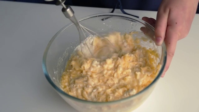 Сырные вафли на электровафельнице GFGril GF-020 Waffle Pro