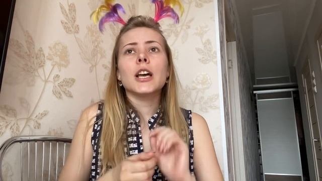 Как я стала мастером маникюра и почему я это бросила?