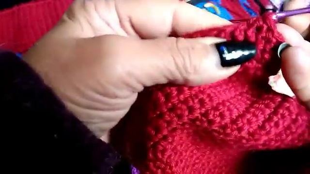Вязание крючком.Танцующие окна Хундертвассера.Картина"Сплошное ухо".