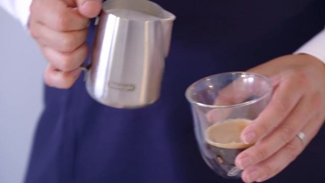 DeLonghi  How to create latte art