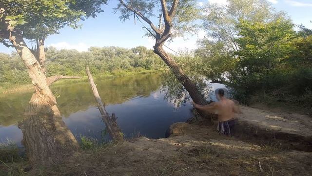 ДВОЙНЫЕ САЛЬТО В ВОДУ