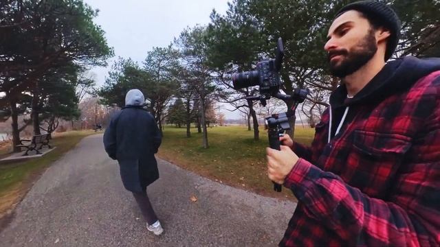 putting the Canon R7 against the C70