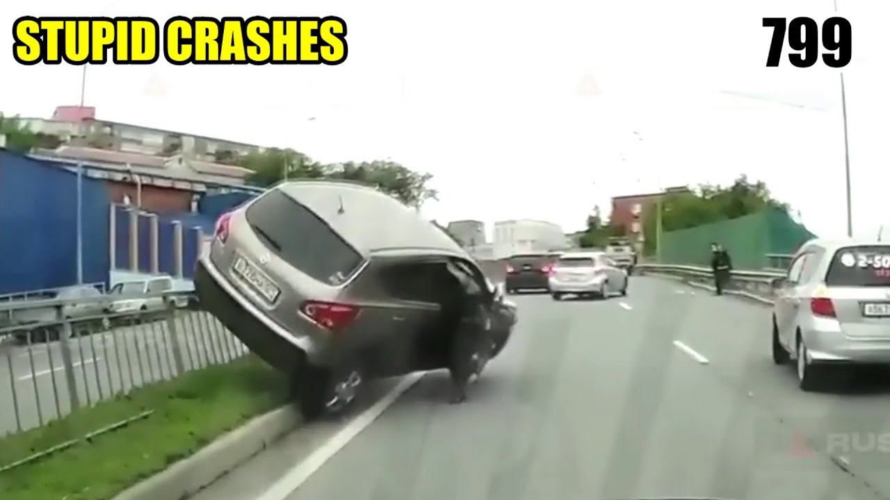 Stupid crashes 799 June 2023 car crash compilation