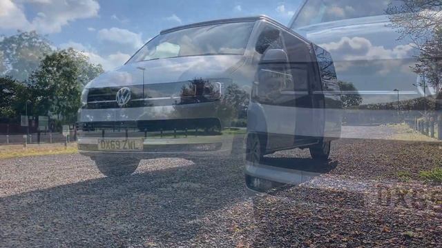 Volkswagen Transporter 2.0 TDI T28 BlueMotion Tech Highline (s/s) 5dr - FJ Chalker, Business Centre