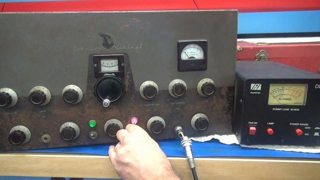 Ugly EF Johnson Viking II Ham Radio transmitter repair Yes it works No Modulation bonus goodie box