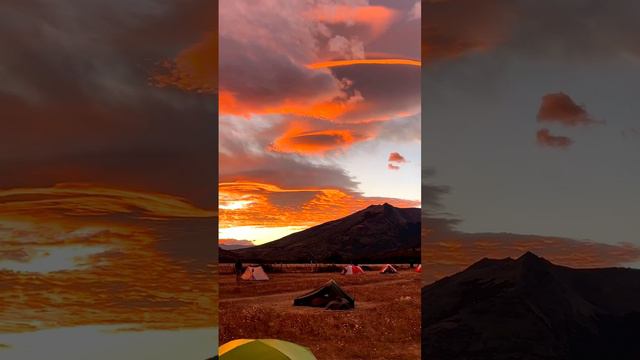 Восхитительный красочный закат в национальном парке Торрес-дель-Пайне, Чили 🇨🇱