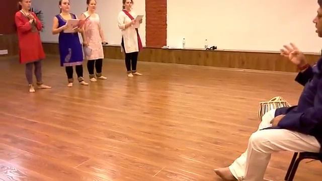 Лади | Урок катхака | работа ног | Паад Викшеп | Таал Тинтал | Классический танец Бхартия | Чатуранг