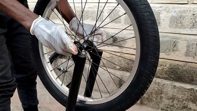 DREAM BUILD BMX - Light Gray United BMX Bike.