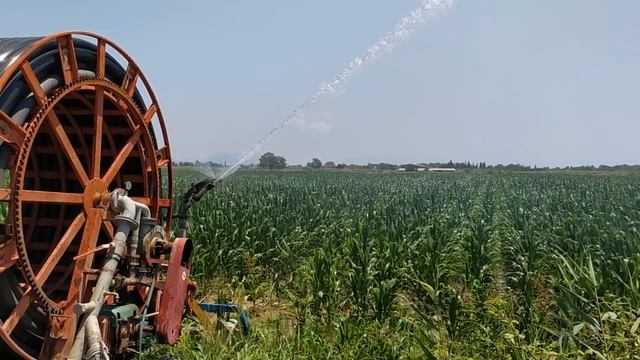 5 часов работы оросительного колеса - Полив поля - Звуки оросительной системы для снятия стресса