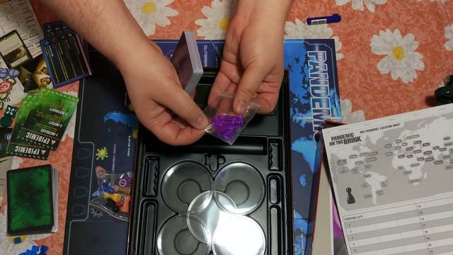 Распаковка дополнения "On the Brink" к игре ПАНДЕМИЯ