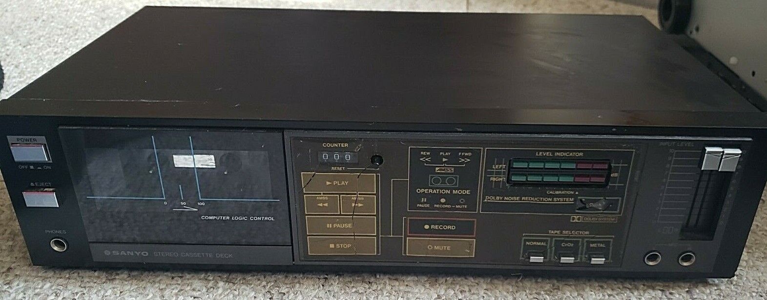 Винтажная кассетная дека Sanyo RD 420 Tape Stereo Аналоговая-Япония-1984-год