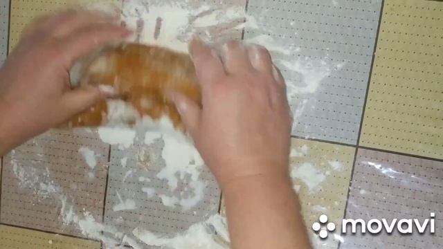 making honey cake (Приготовление Медовика )??