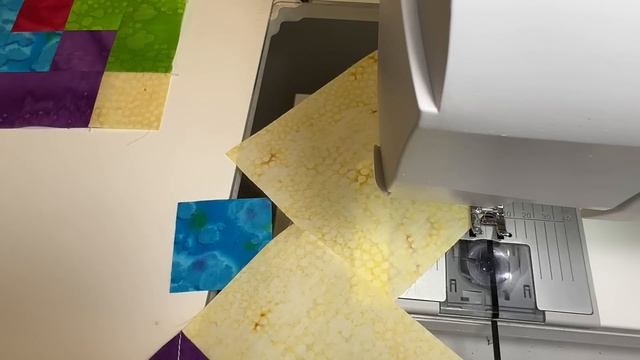 How to Make the Card Trick Quilt Block the Easy Way! A Free Tulip Square Quilting Sewing Tutorial