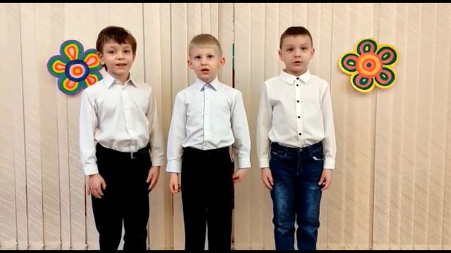 Стихотворение В.Степанов "Необъятная страна"