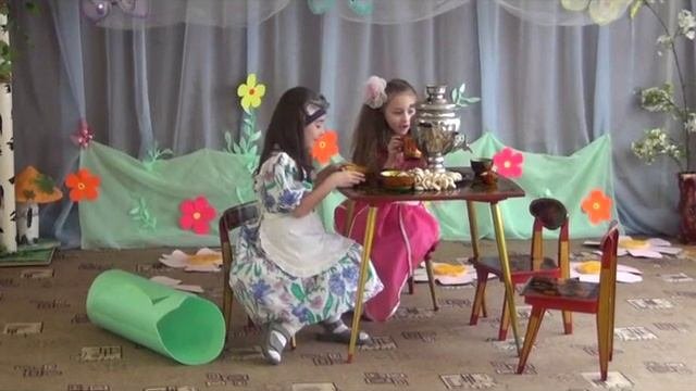 ГБОУ детский сад № 642 , спектакль "Дюймовочка"