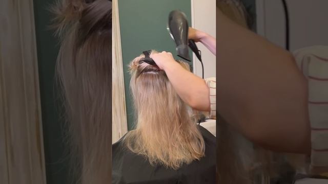 Мелирование волос для блондинок. Окрашивание длинных волос с затемнением корней. Укладка волос