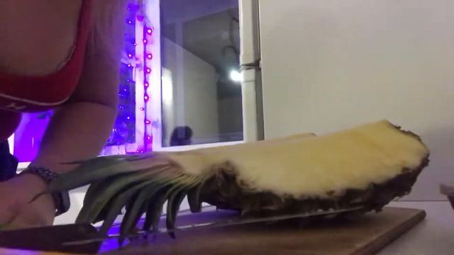 Красиво нарезаем ананас!!!???
