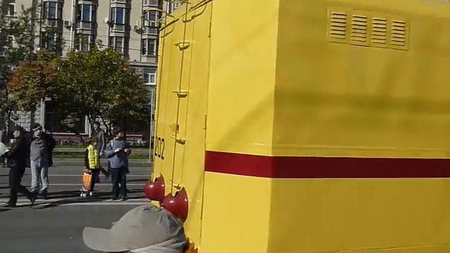 Праздник Московского троллейбуса на Фрунзенской набережной