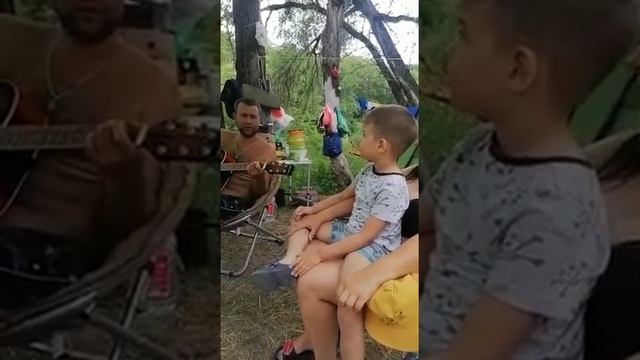 сема с папой поют песню ЛЮБЭ