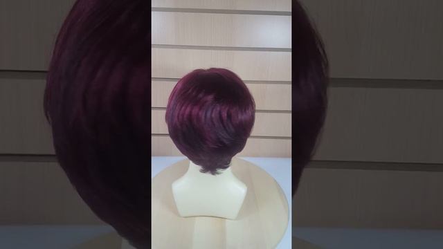 Парик из искусственных волос с короткой стрижкой