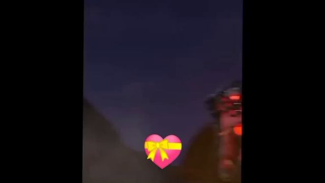 titan Camera man vs titans