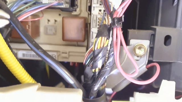 Location of Toyota Alphard Fuse boxes x 3.