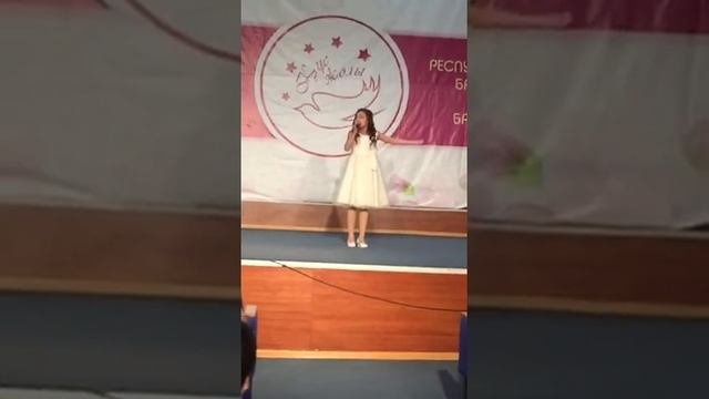 Невероятно красивый голос девочки..!!!!!