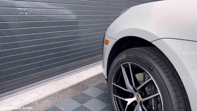 2023 Porsche Macan: Chalk (Walk Around)