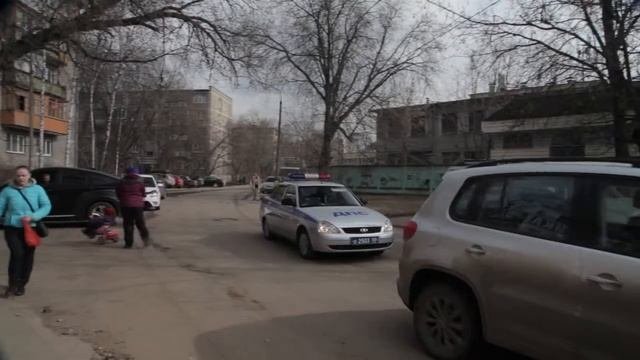 Дорожное движение: улица Серова
