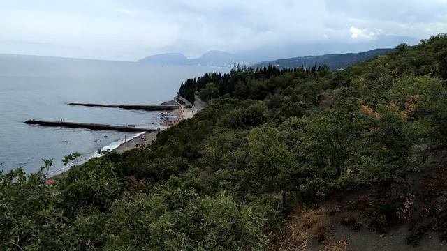 продам участок от 10 до 30 соток  в семидворье ЮБК Алушта