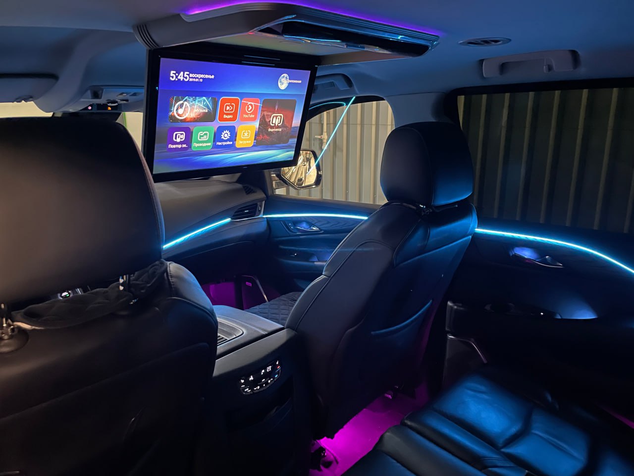 Светодиодная подсветка салона на Cadillac Escalade 4 | Аквапринт