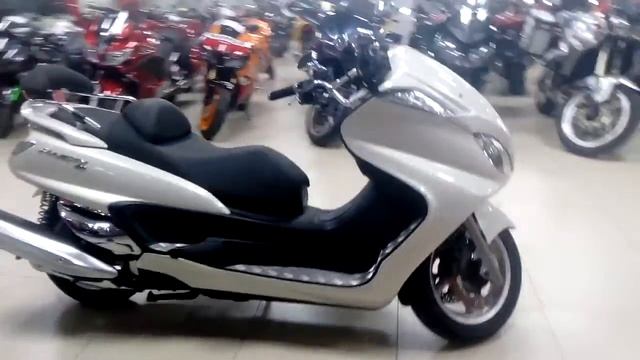 мотоцикл YAMAHA MAJESTY400 арт.64053 мотосалон Мегамото