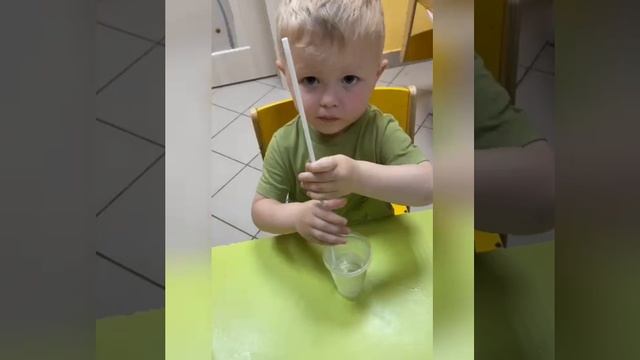 Учимся чистить зубы.mp4
