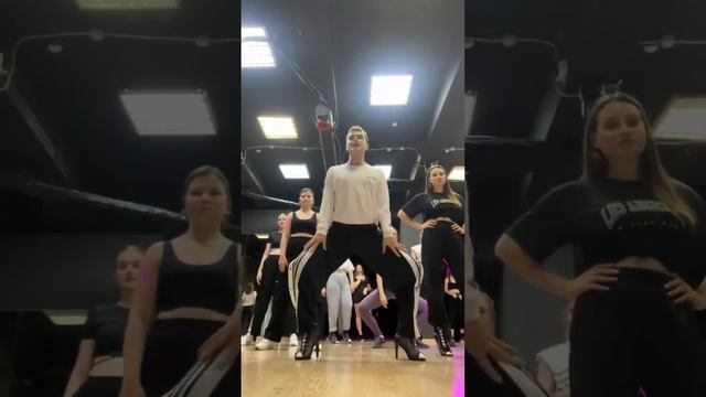 Посикала ? Запись на занятия в инсте: demyanzaiko