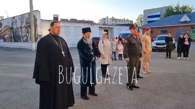 Сегодня резервисты из Бугульмы уехали на военные сборы