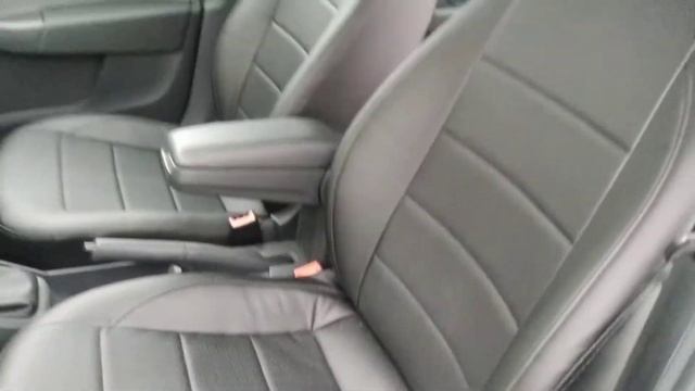 Чехлы на сиденья Volkswagen Polo лифтбек, Экокожа, черная