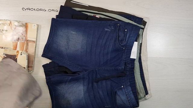 Шорты м/ж (Crane) 6,10  кг. 13,80€   за кг.