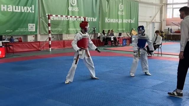 Кубок ЧЕМПИОНОВ г. Волжский  Шевцов Р. 1 бой