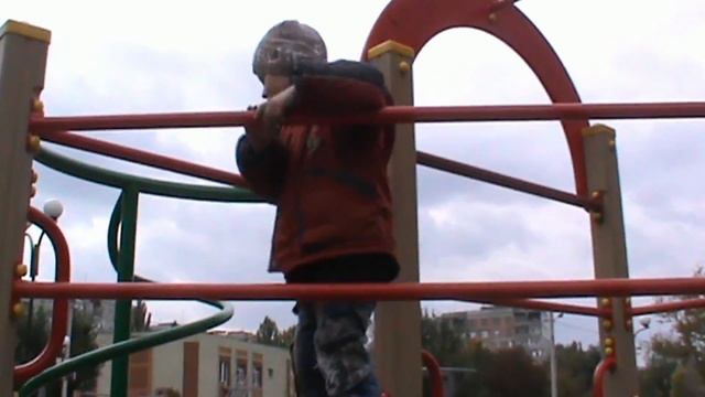 Осенняя прогулка!Детская площадка "Сказка"
