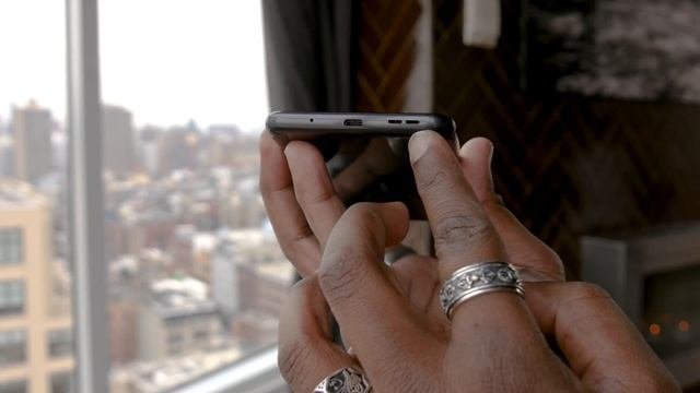 Hands-On: Nokia 4.2 Nokia 3.2 Nokia 1 Plus Nokia 210