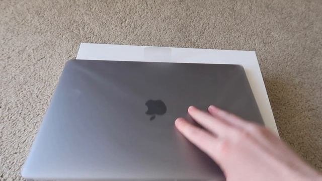 Macbook Pro Unboxing 13