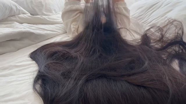 Wow! Cloud hair on the bed Welcome my New Sellfy