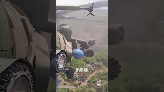 🇷🇺Вертолётчики верхом на Ми-28Н насыпает хохлозаврам
🎧Groove Dealers - Sound of the South