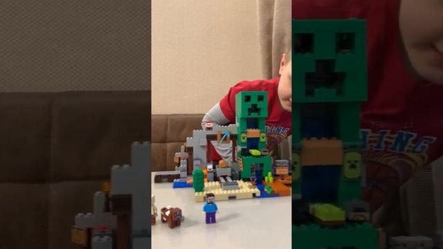Лего Майнкрафт «Шахта Крипера»