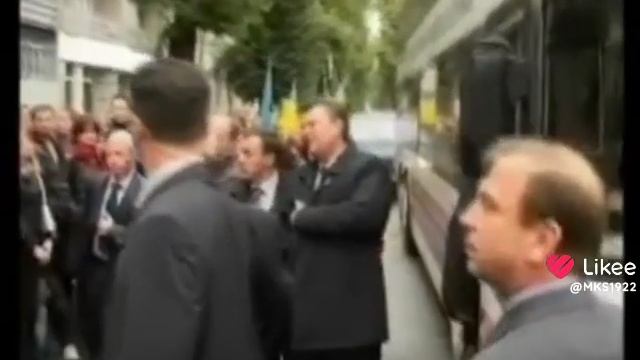 Покушение на Виктора Януковича в Ивано-Франковске, где он хотел встретиться со студентами..