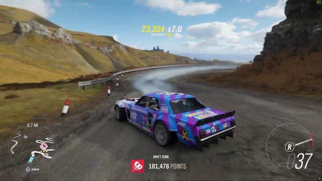 Top 0.9 Rocket League Player Tries 360 Drifting In Forza