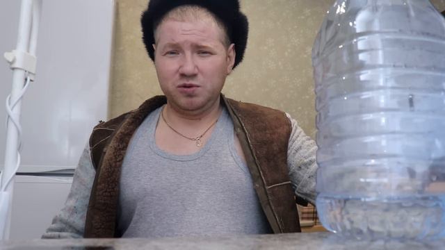 Наташа Губарева КАКОГО ЛЫСОГО ОНИ ТУТ ДЕЛАЮТ? Живу одна в деревне обзор влога.