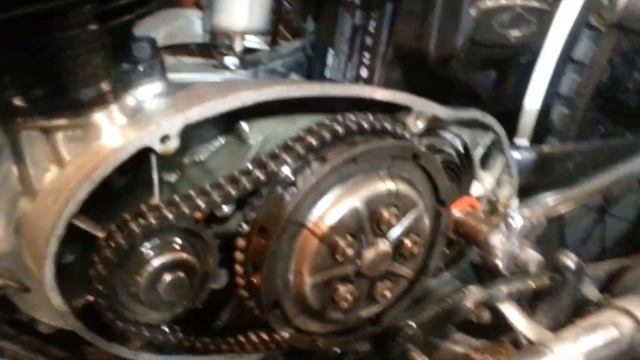 ІЖ-49 Заводимо без кришки щеплення. ИЖ-49 заводим без крышки сцепления.