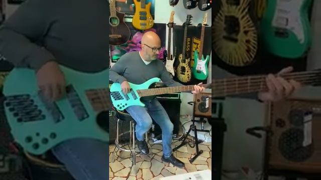 IBANEZ  EHB1005MSSFM  Demo playing